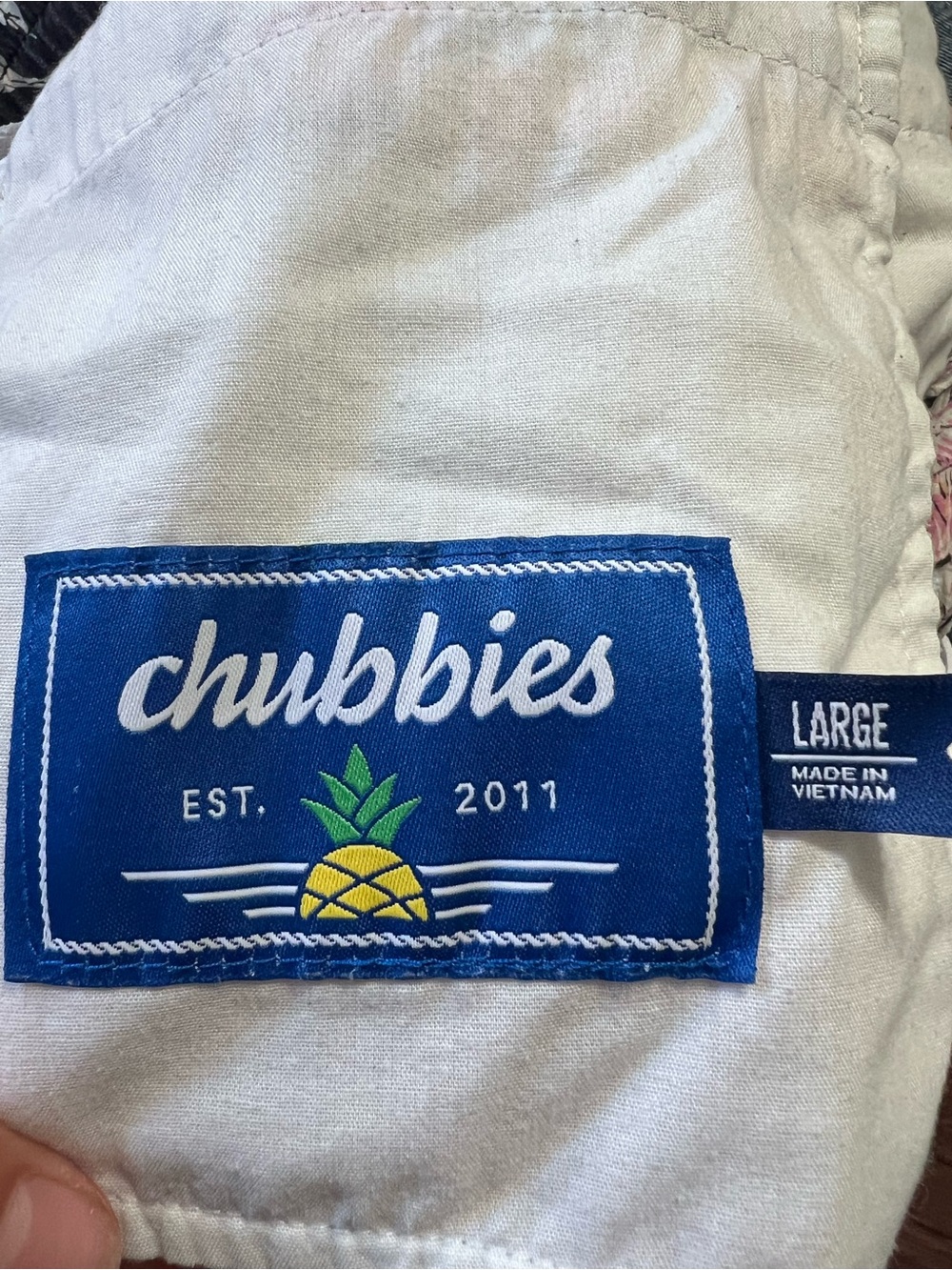 chubbies Black Floral Print Men’s Shorts - Picture 10 of 10